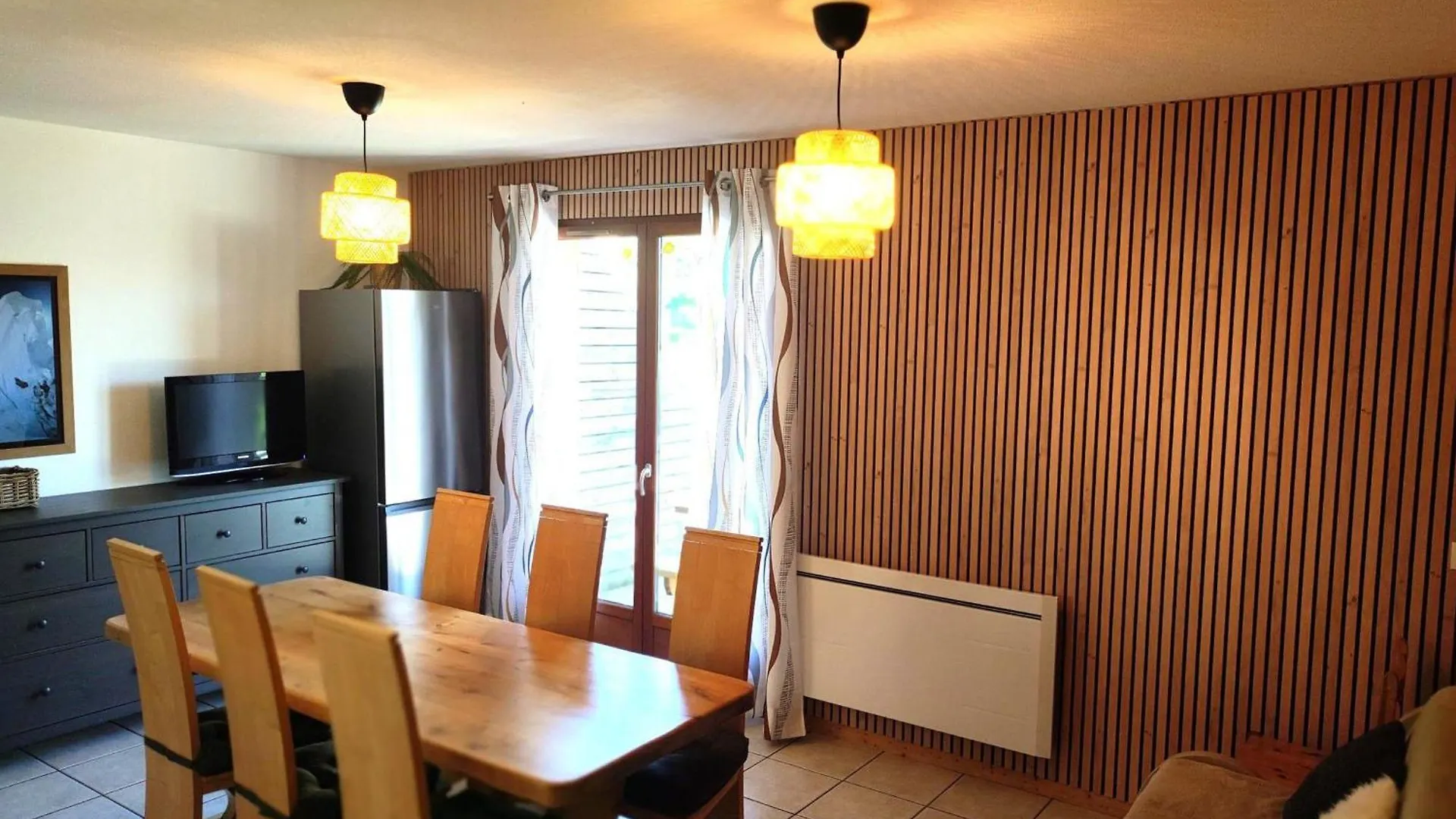 Chalet Mitoyen 7P Avec Piscine, Sauna, Parking Gratuit Et Proche Commerces - Fr-1-504-67 Le Devoluy